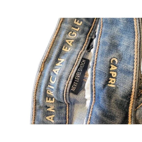 American Eagle Jeans Women's 4 Short Blue Light Wash Next Level High Rise Capri - Picture 3 of 5